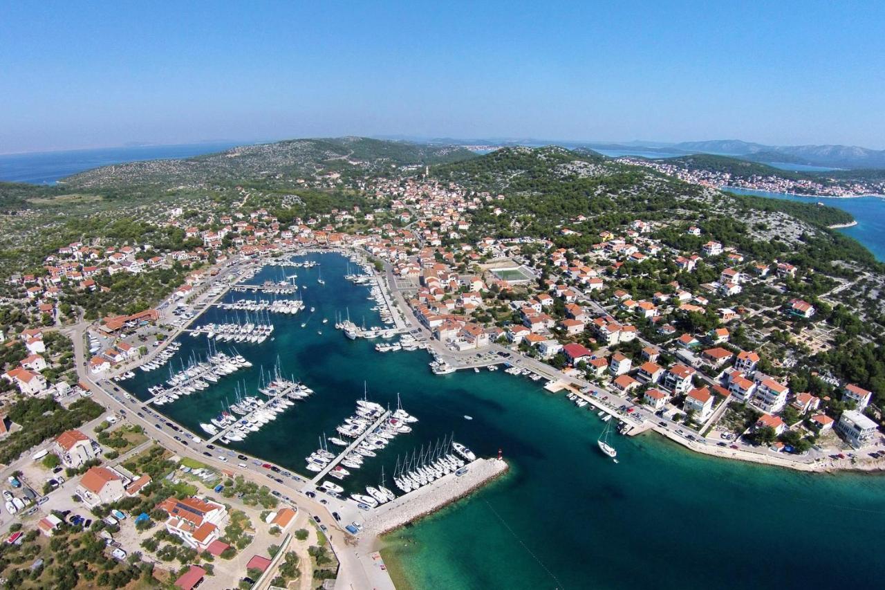 Apartments With A Parking Space Jezera, Murter - 5079 Εξωτερικό φωτογραφία