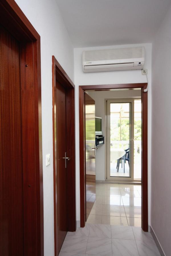 Apartments With A Parking Space Jezera, Murter - 5079 Εξωτερικό φωτογραφία